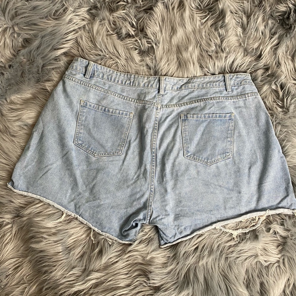 Plus Size Ripped Denim Shorts - Picture 2 of 3